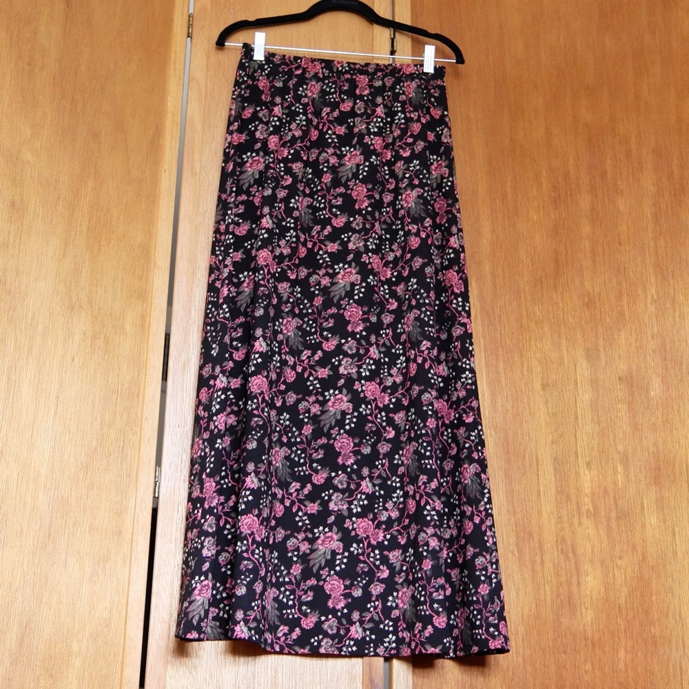 Forever 21 Floral Maxi Skirt